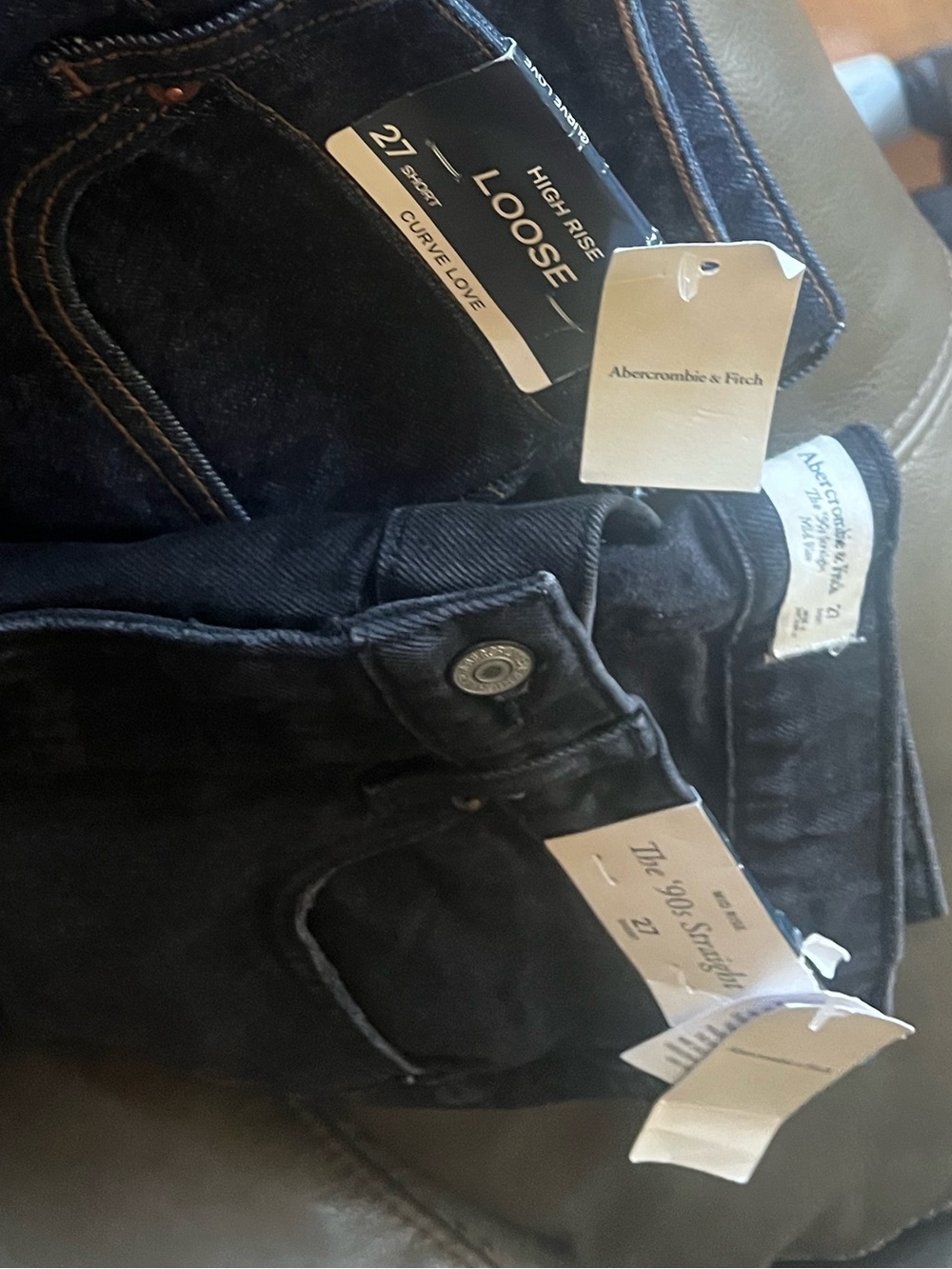 2 pair Abercrombie & Fitch Women’s  Loose High-Rise Blue / Mid-Rise  90’s  $180